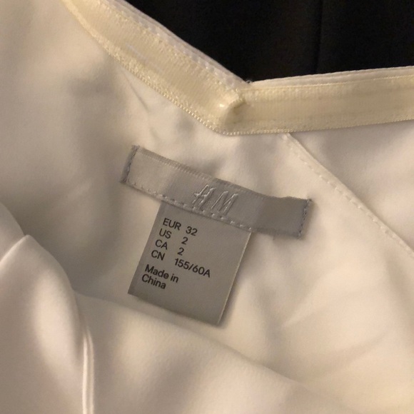 NWOT H&M jumpsuit ✨✨ - Picture 8 of 8